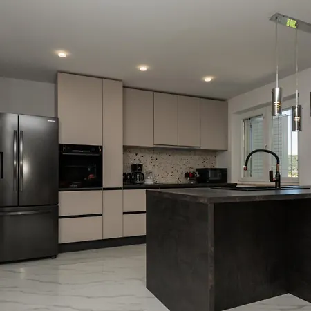 Lucija-brac By Guide Apartment *