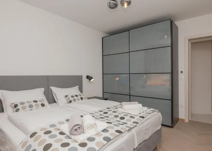 Apartamento Lucija-brac By Guide *